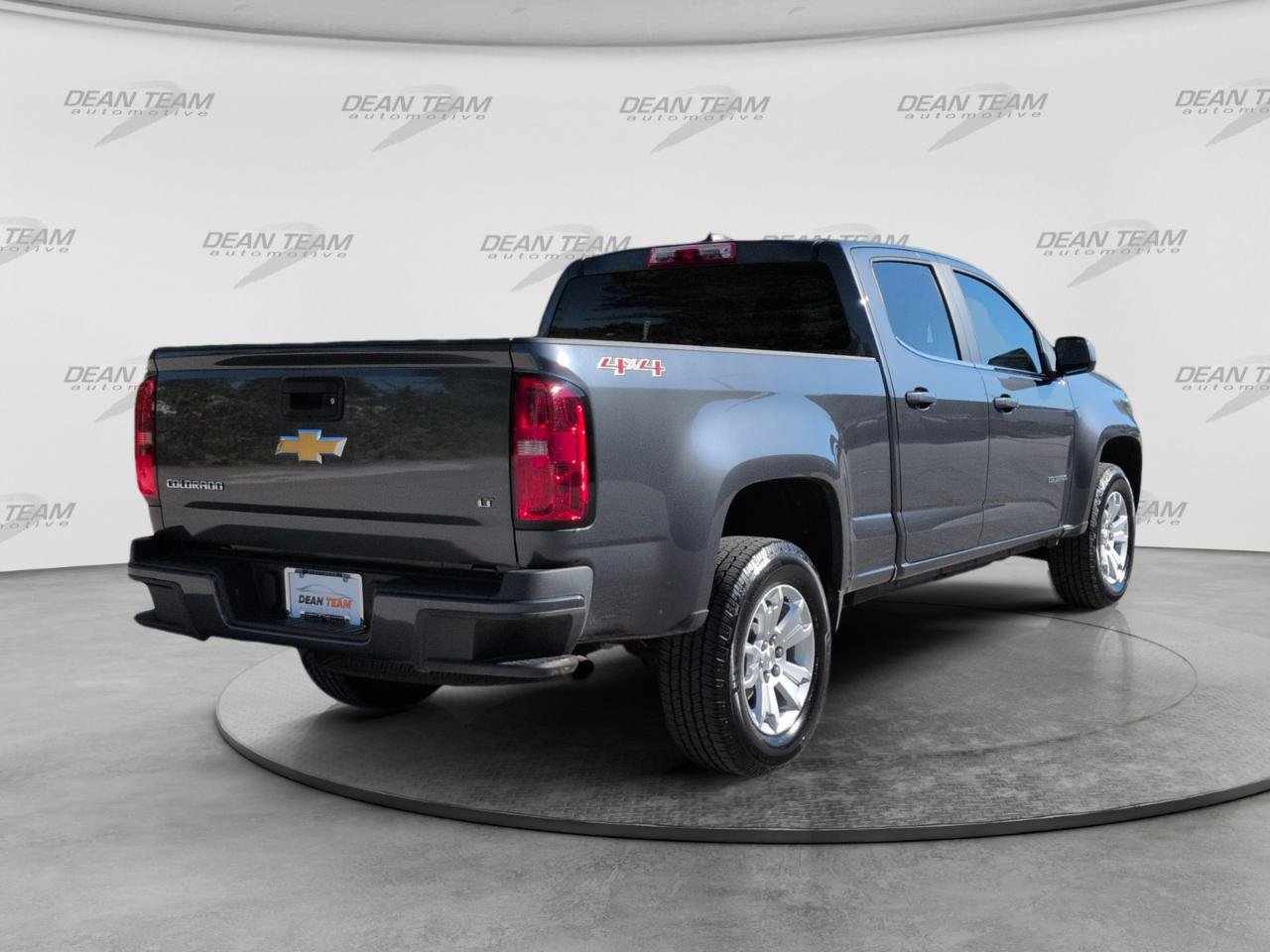 Used 2016 Chevrolet Colorado LT AWD/4WD image 7