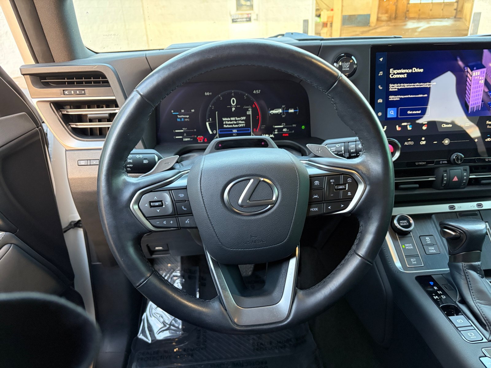 Used 2024 Lexus GX 550 w/ Cold Area Package AWD/4WD image 9