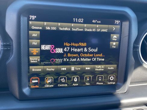 Used 2023 Jeep Wrangler Sahara w/ Cold Weather Group image 35