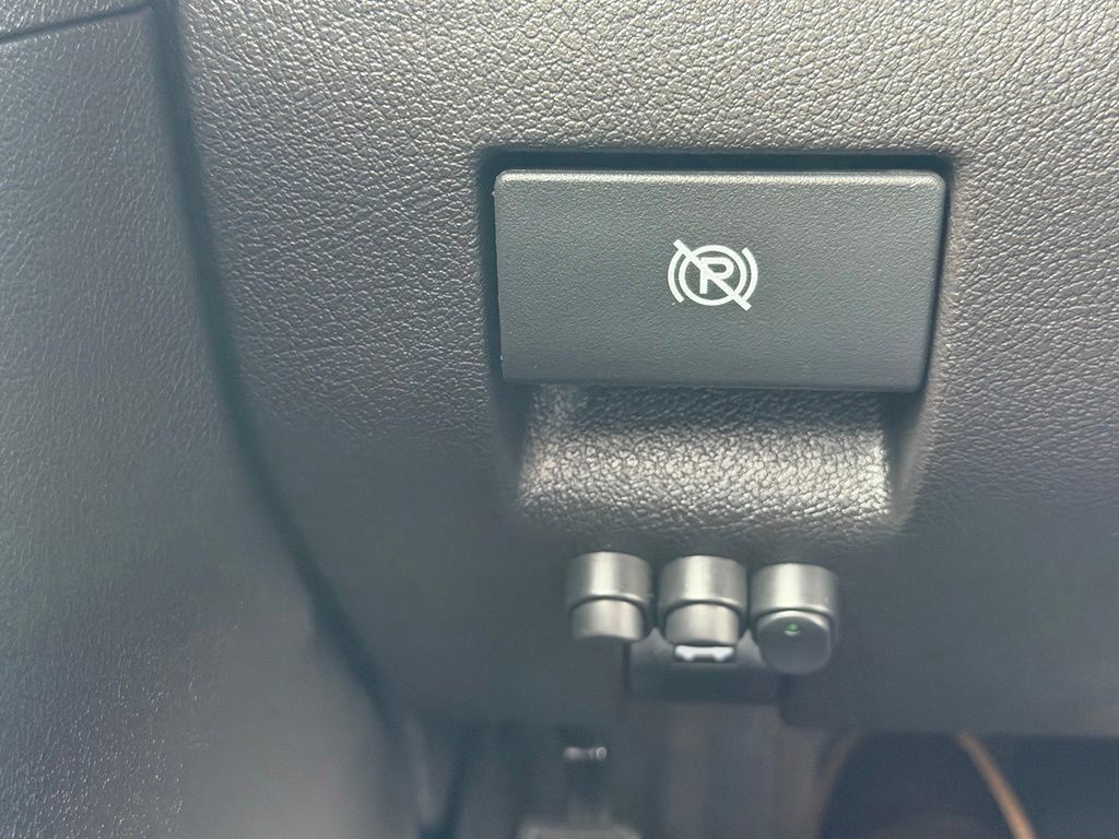 Used 2006 HUMMER H3 AWD/4WD image 50