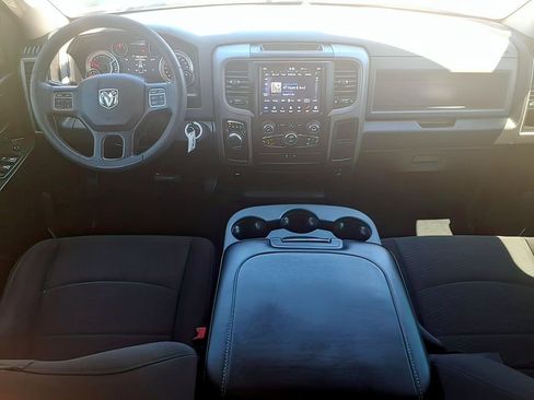 Used 2020 RAM 1500 Tradesman w/ Chrome Plus Package RWD image 8