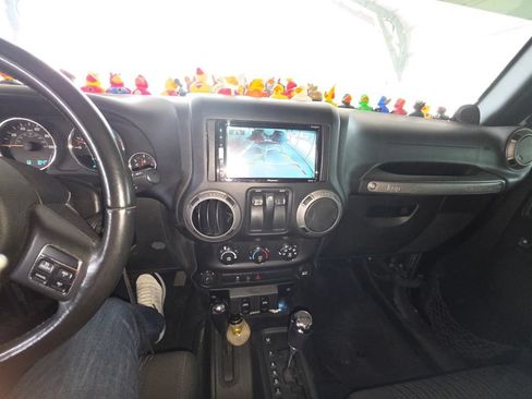 Used 2011 Jeep Wrangler Sport AWD/4WD image 13