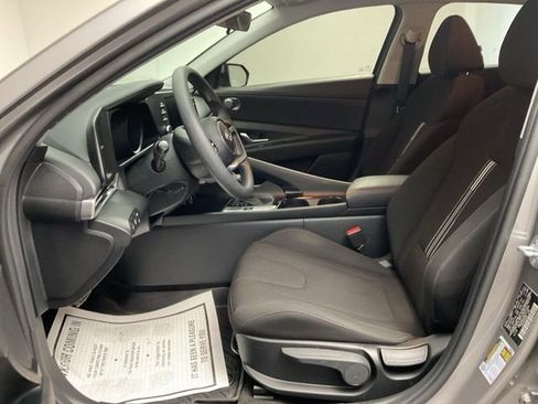 Used 2023 Hyundai Elantra Blue w/ Preferred Accessory Package image 13