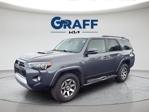 Used 2020 Toyota 4Runner TRD Off-Road Premium w/ Moonroof Package AWD/4WD image 13