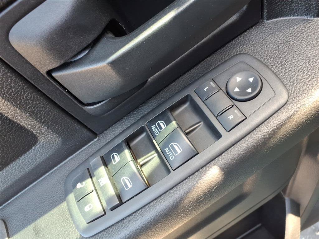 Used 2018 RAM 1500 Express w/ Wheel & Sound Group AWD/4WD image 17