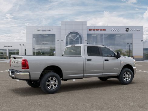 New 2026 RAM 2500 Big Horn AWD/4WD image 17