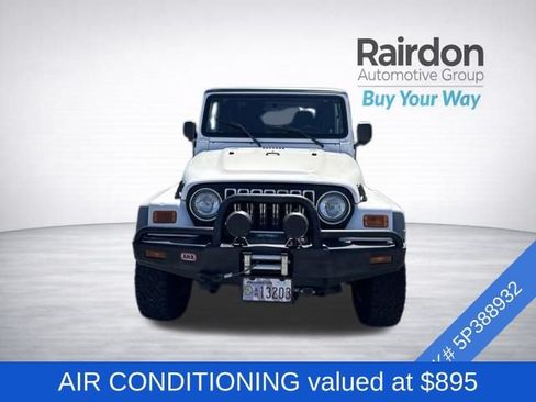 Used 2005 Jeep Wrangler X AWD/4WD image 2