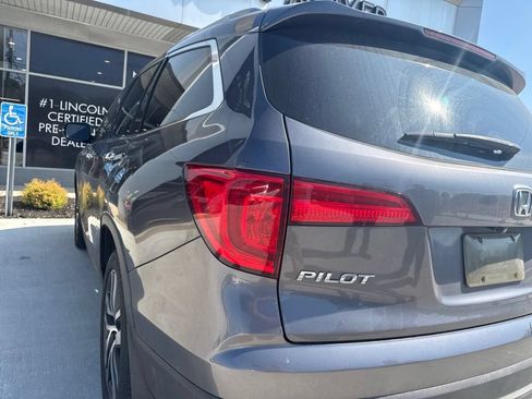 Used 2017 Honda Pilot Elite image 25
