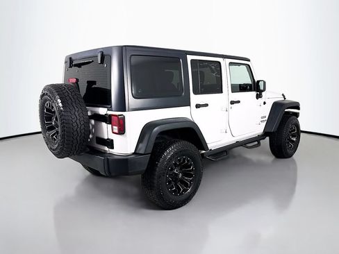 Used 2015 Jeep Wrangler Unlimited Sport AWD/4WD image 9