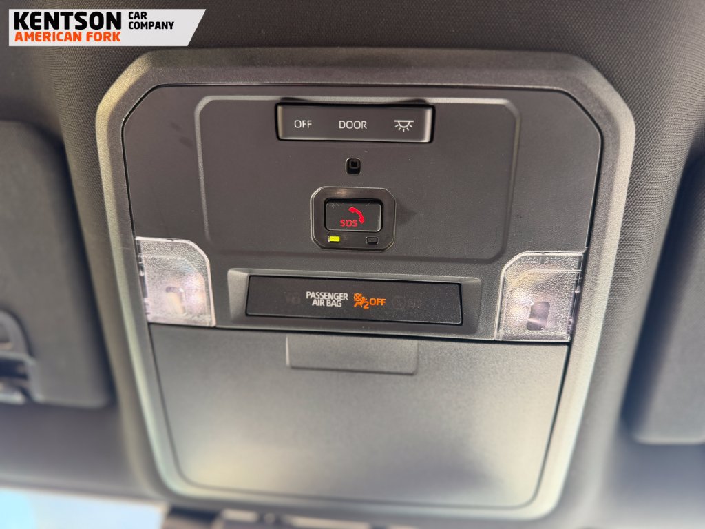 Used 2025 Toyota Tacoma SR5 AWD/4WD image 27