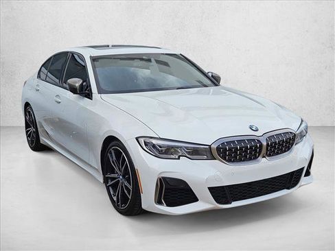 Used 2020 BMW M340i w/ Executive Package image 3