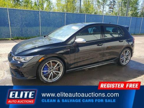 Used 2024 Volkswagen Golf R image 1