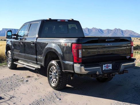 Used 2020 Ford F250 Lariat w/ Lariat Value Package AWD/4WD image 4