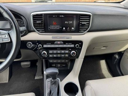 Used 2020 Kia Sportage EX w/ EX Technology Package FWD image 13