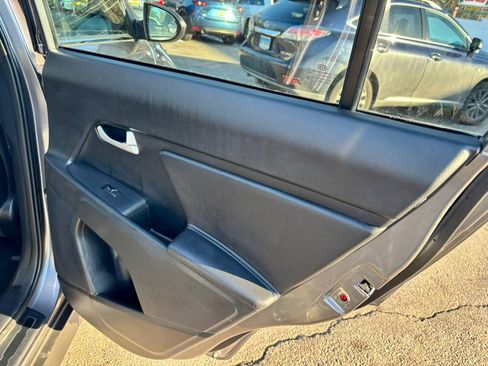 Used 2016 Kia Sportage SX image 20