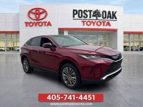 Used 2024 Toyota Venza Limited AWD/4WD image 5