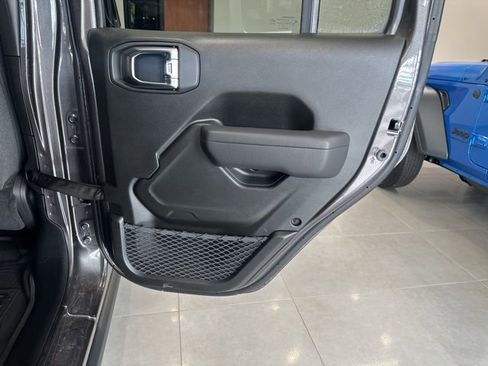 New 2025 Jeep Wrangler Willys AWD/4WD image 45