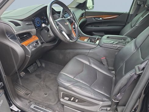 Used 2016 Cadillac Escalade ESV Luxury RWD image 10