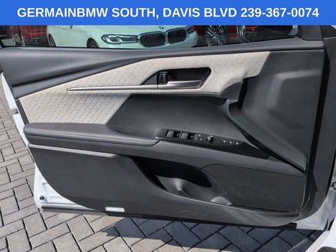 Used 2025 Toyota Camry XLE w/ Premium Plus Package FWD image 30
