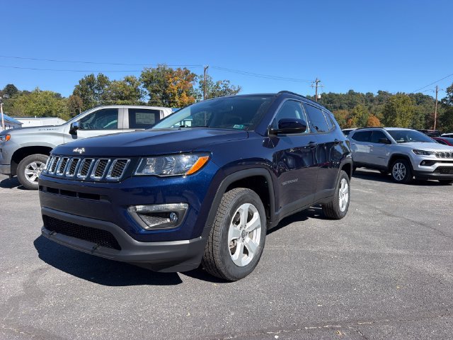 Used 2019 Jeep Compass Latitude w/ Popular Equipment Group AWD/4WD image 1