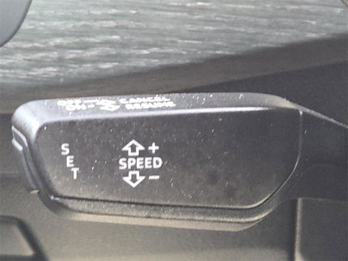 Used 2022 Audi A5 2.0T Premium image 28