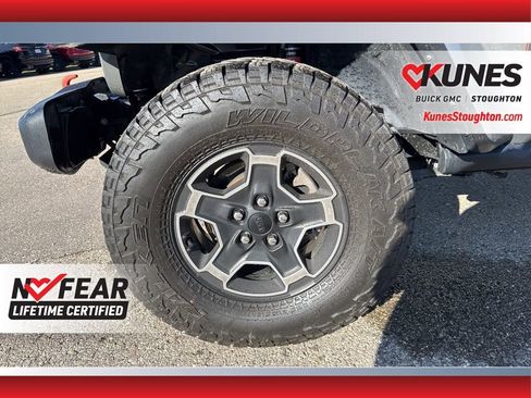 Used 2022 Jeep Gladiator Mojave w/ LED Lighting Group image 16
