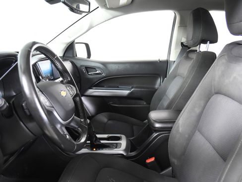 Used 2021 Chevrolet Colorado LT w/ LT Convenience Package image 19