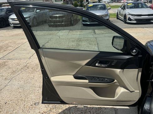 Used 2013 Honda Accord EX-L image 12