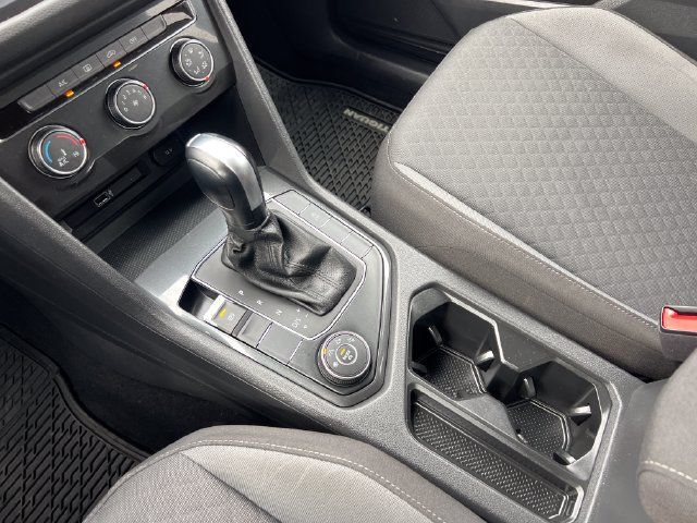 Used 2019 Volkswagen Tiguan S w/ 3rd Row Seat Package AWD/4WD image 26