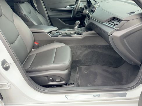 Certified 2023 Cadillac CT4 Luxury w/ Sun And Sound Package image 30