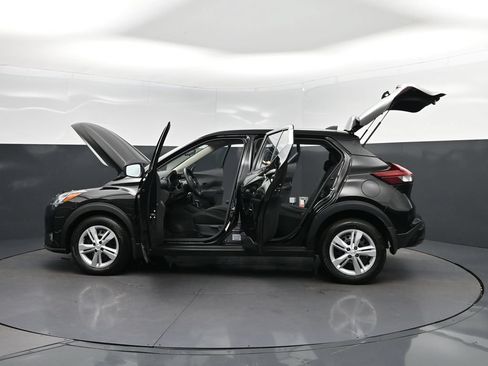 Used 2024 Nissan Kicks S FWD image 57