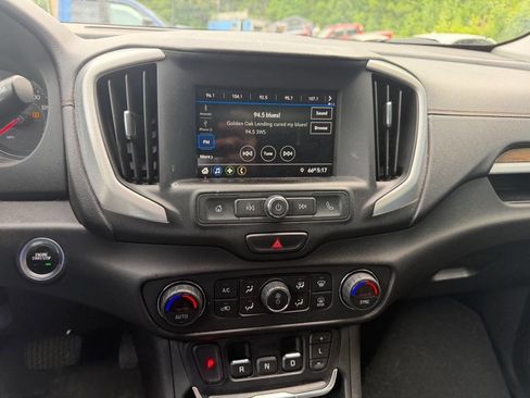 Used 2019 GMC Terrain SLE w/ Driver Convenience Package AWD/4WD image 10