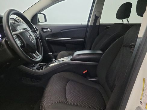 Used 2017 Dodge Journey SXT w/ Comfort/Convenience Group AWD/4WD image 17