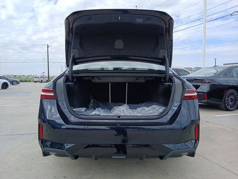 New 2026 BMW 530i image 9