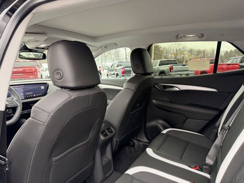 New 2026 Buick Envision Sport Touring image 9