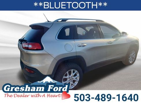 Used 2015 Jeep Cherokee Latitude image 6