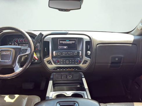 Used 2018 GMC Sierra 1500 SLT AWD/4WD image 17
