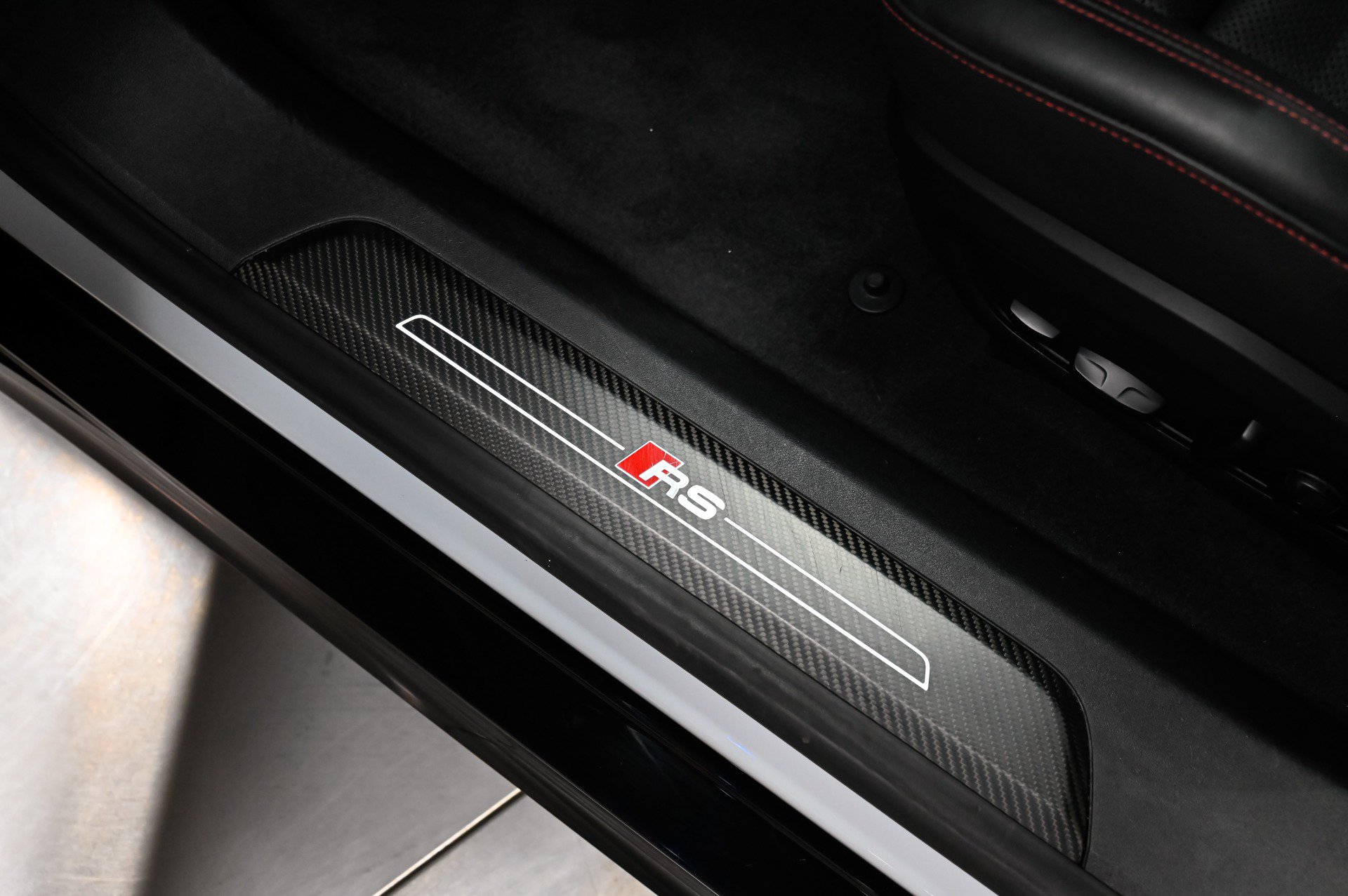 Used 2022 Audi RS e-tron GT w/ Year 1 Package AWD/4WD image 30