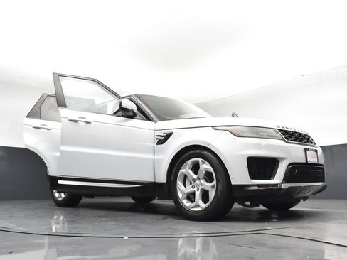 Used 2019 Land Rover Range Rover Sport HSE AWD/4WD image 32