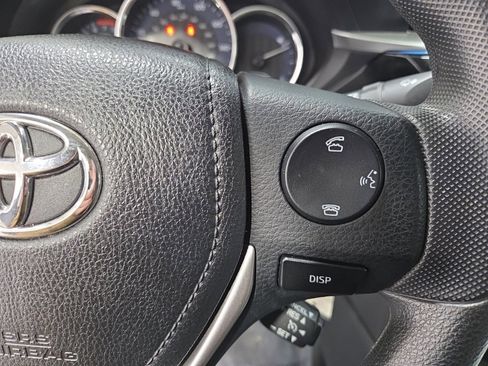 Used 2015 Toyota Corolla LE image 15