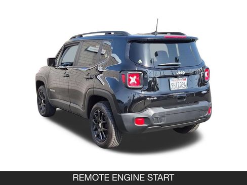 Used 2022 Jeep Renegade Latitude AWD/4WD image 7
