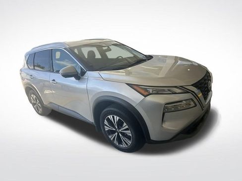 Used 2021 Nissan Rogue SV w/ Premium Package FWD image 6