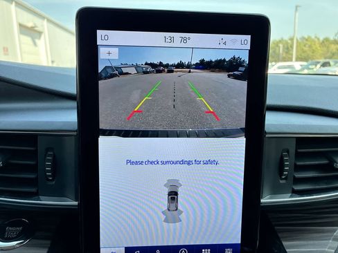 Used 2023 Ford Explorer Limited w/ Limited Technology Package image 15