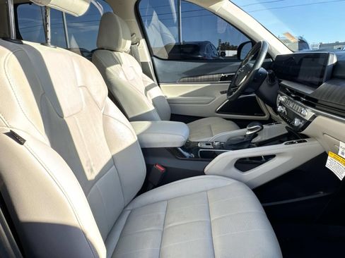 Used 2023 Kia Telluride SX image 15