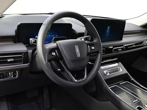 New 2026 Lincoln Aviator Reserve AWD/4WD image 11