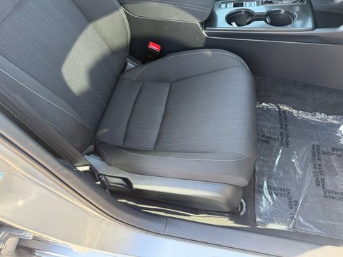 Used 2025 Honda Civic LX image 31