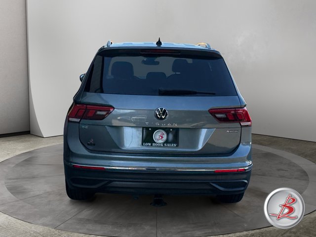 Used 2022 Volkswagen Tiguan SE AWD/4WD image 6