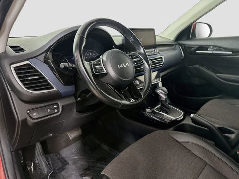 Used 2022 Kia Seltos S FWD image 23