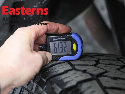 Used 2017 Mercedes-Benz Sprinter 144 Cargo image 26