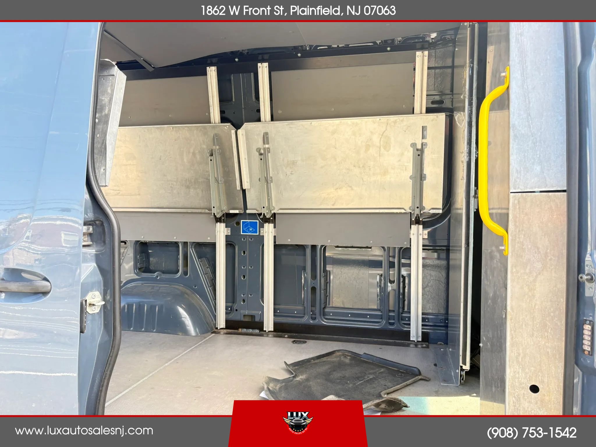 Used 2019 Mercedes-Benz Sprinter 144 image 17